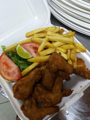Alitas a la BBQ Papas