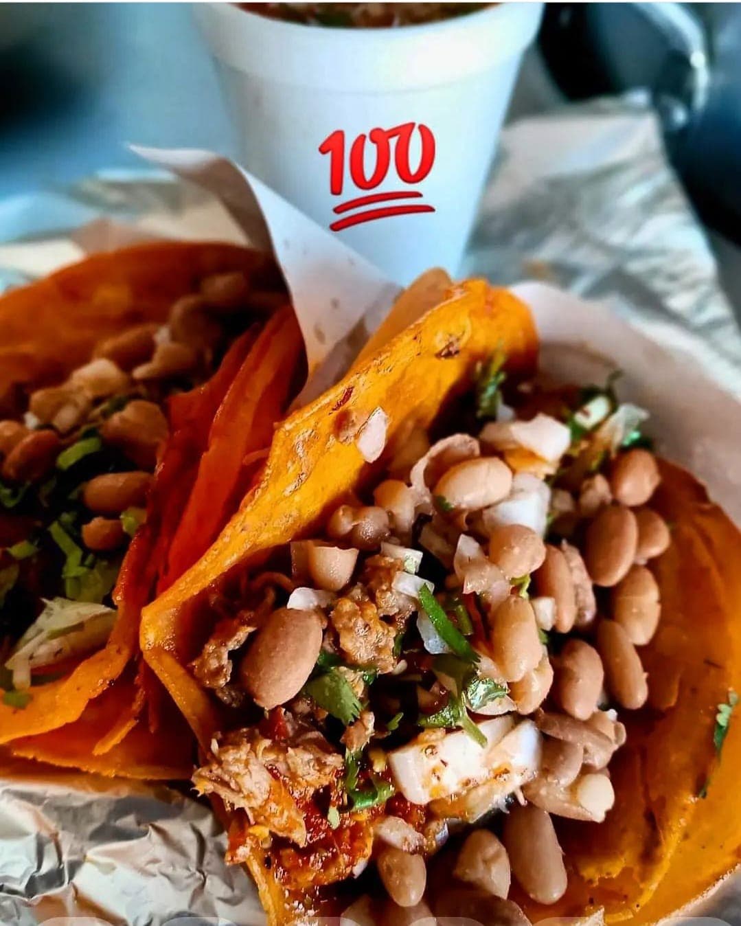 2 tacos + caldo bichi