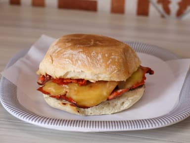 Pambazo Pastor Con Queso