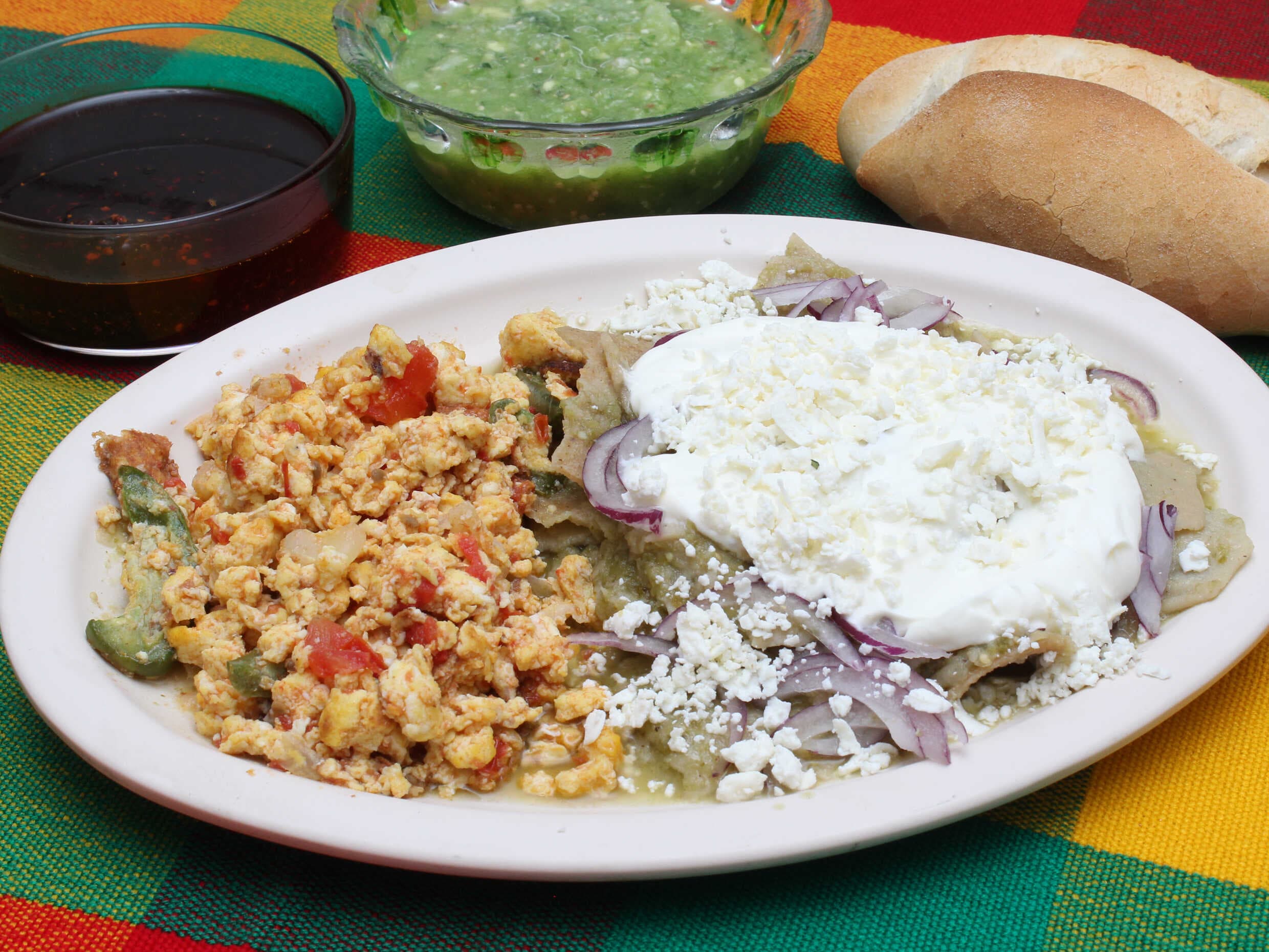 Chilaquiles Verdes Guisado