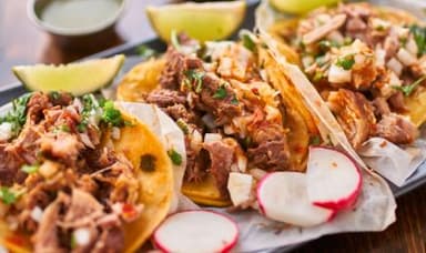 Taco de Costilla de Harina