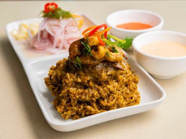 Ceviche de Pescado y Arroz Norteño