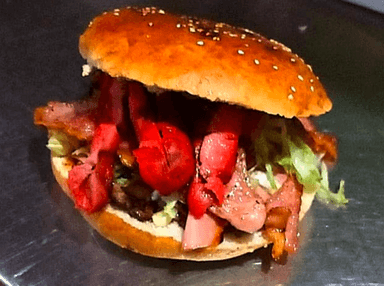 LA SALCHI-BURGUER