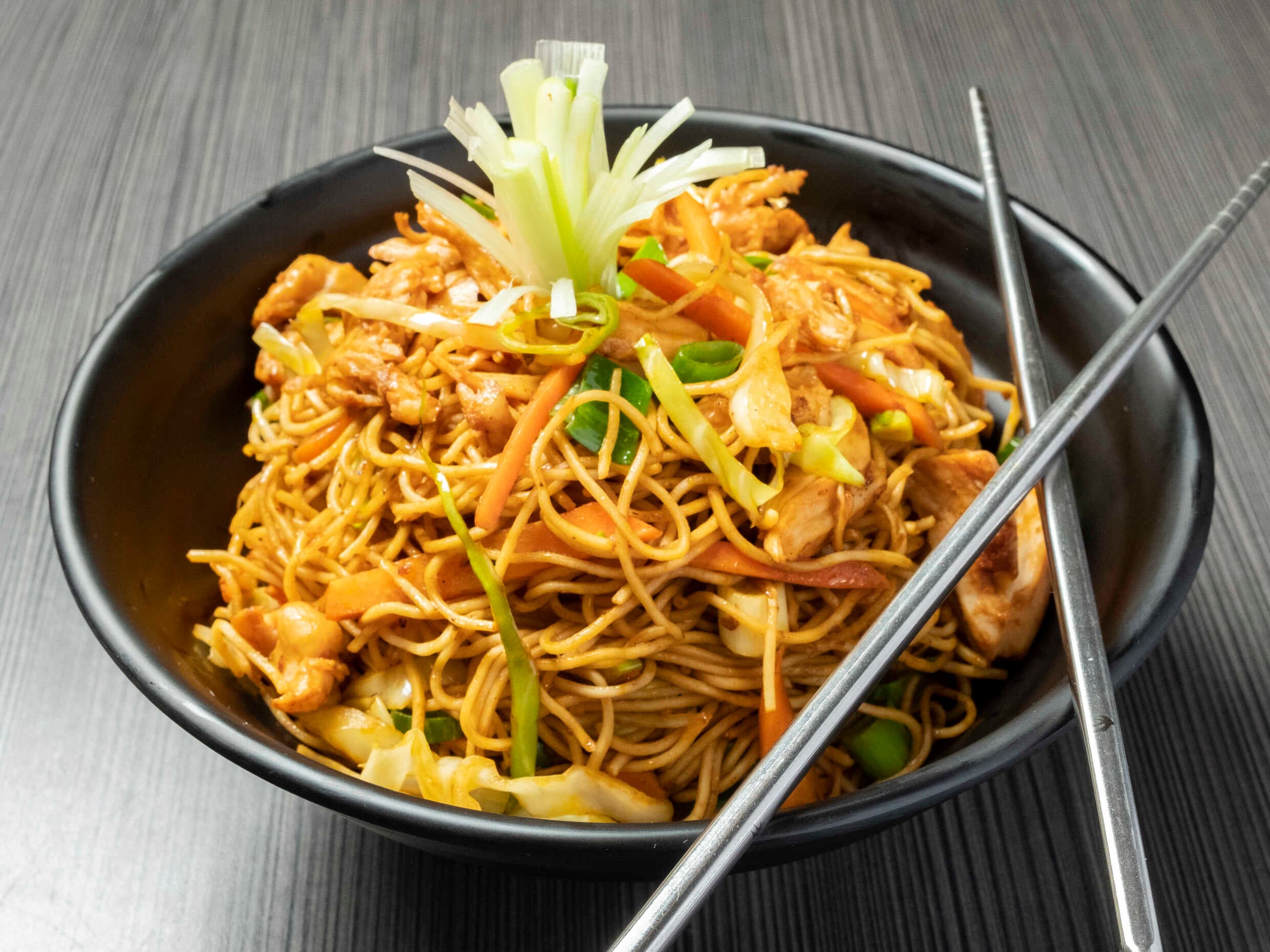Chop Suey con Pollo