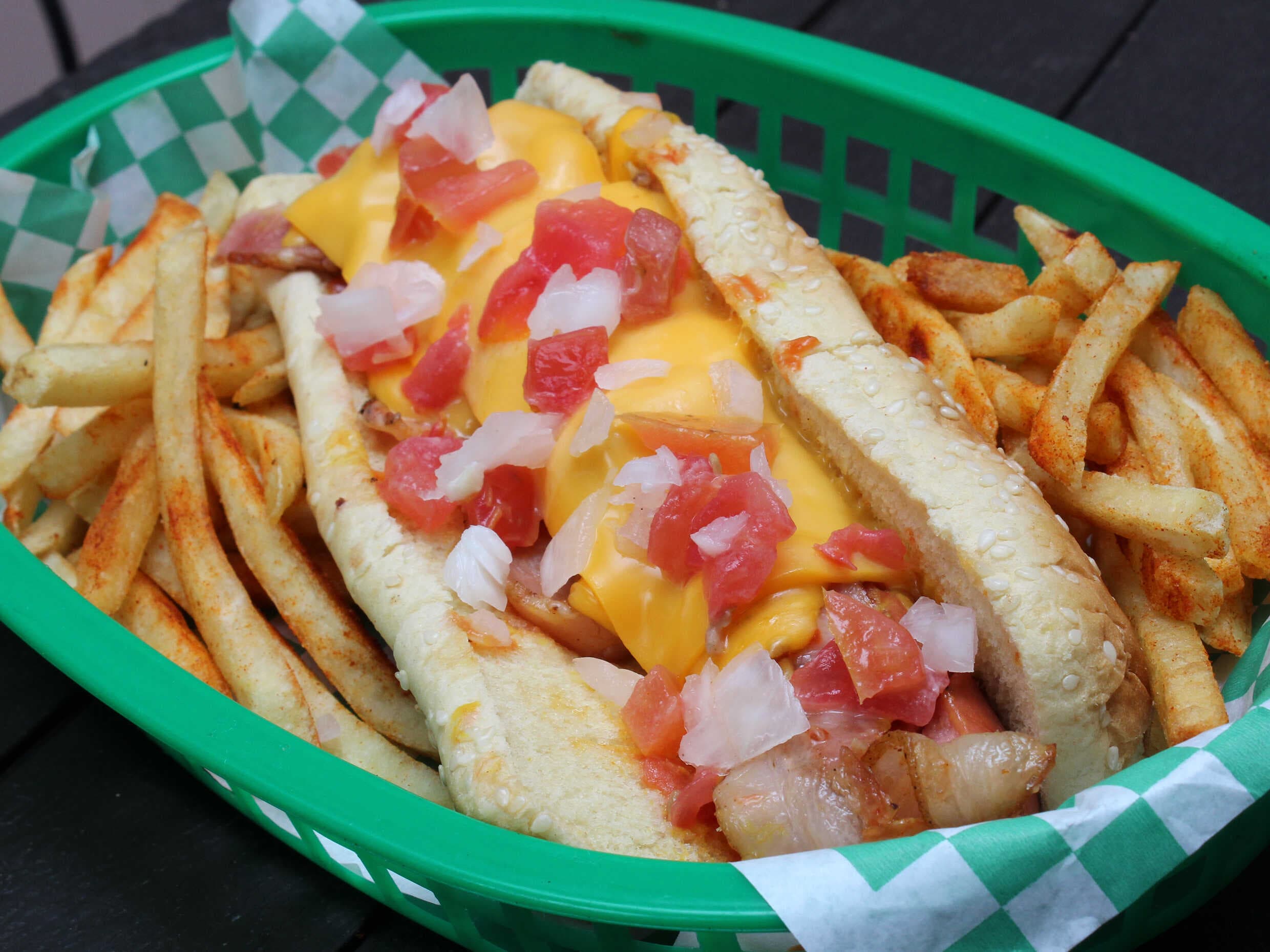 Jumbo Tociqueso + Papas