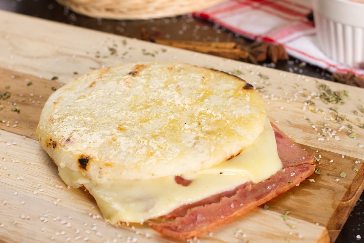 Jamón y Queso