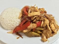 Lomo Saltado de Pollo