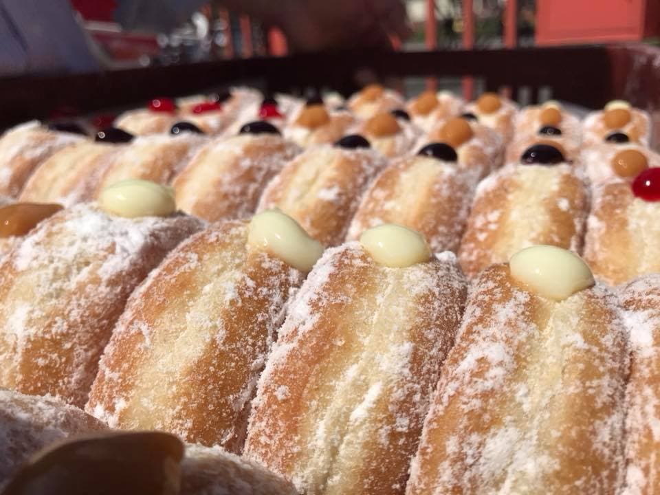 Paga 10 Happy Donuts y Lleva 12