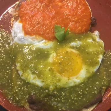 Huevos Divorciados