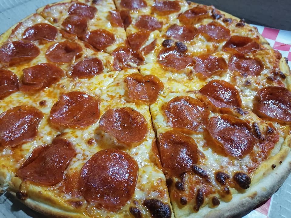 Pizza Pepperoni Mediana