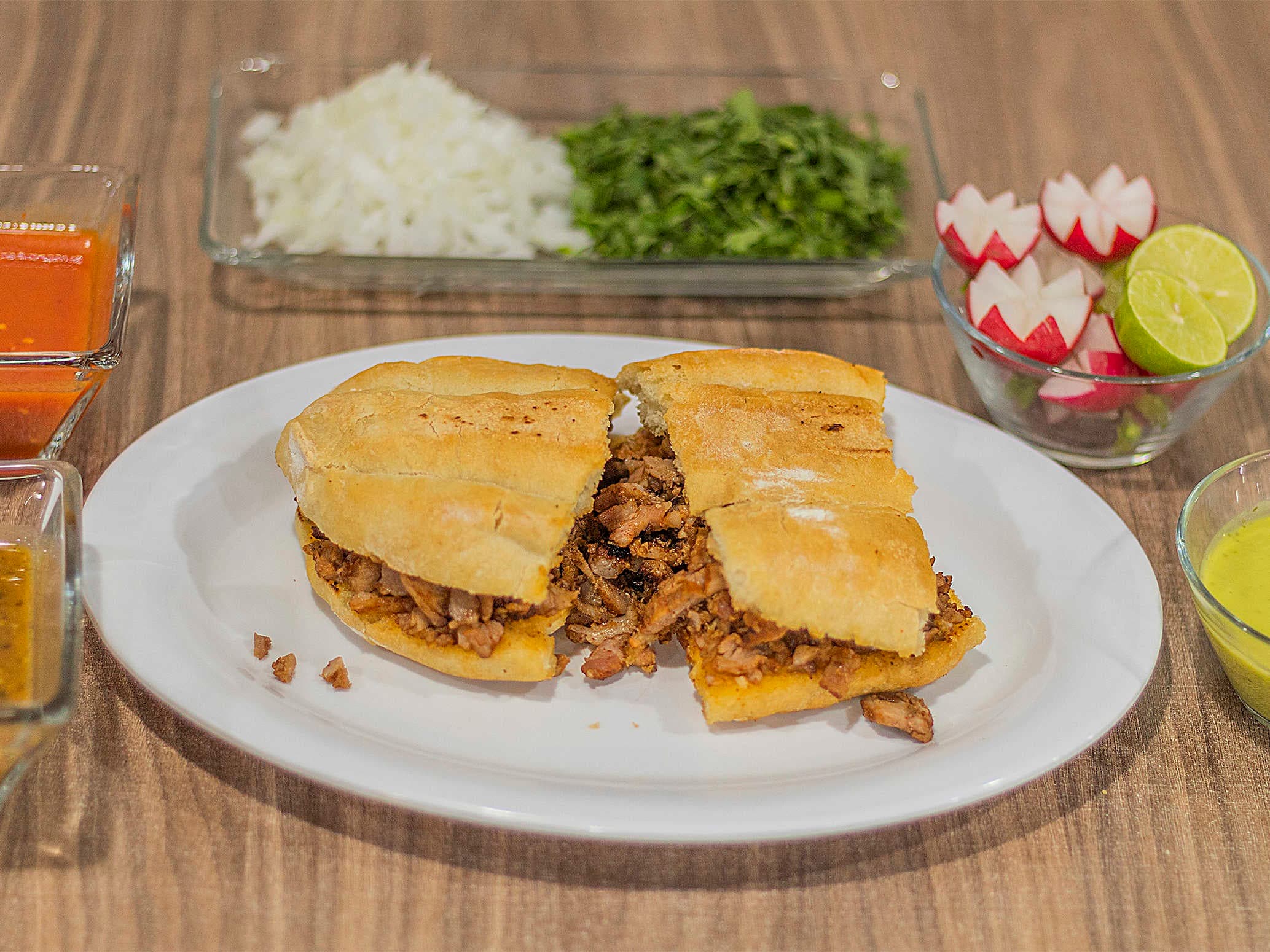 Lonche de Pastor