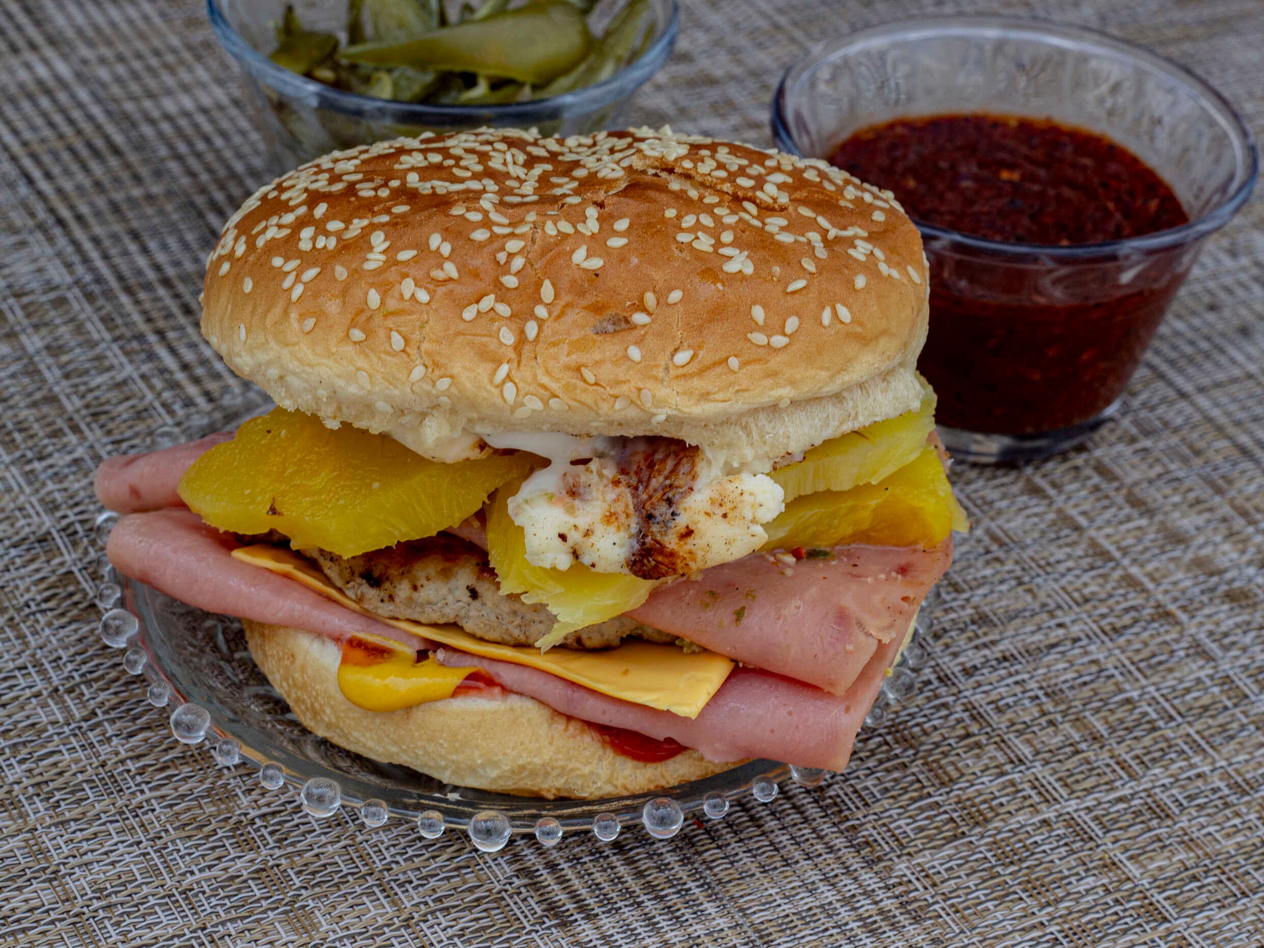 Hamburguesa Hawaiana