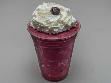 Frappé Frutos Rojos (16 Oz)