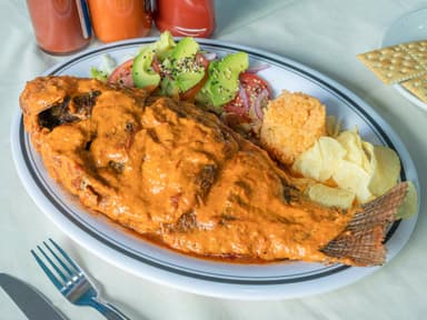Mojarra Rellena de Mariscos
