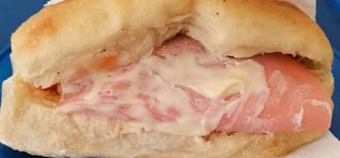 Hot Dog de Carnes Frías