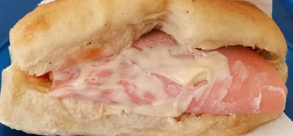 Hot Dog de Carnes Frías