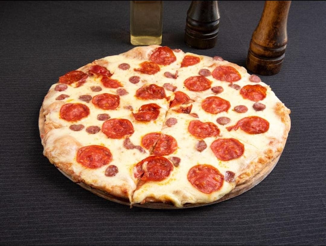 Pizza Pepperoni Cábanos