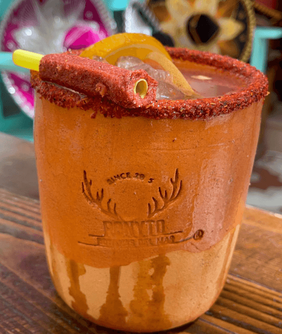 Cantarito con tequila