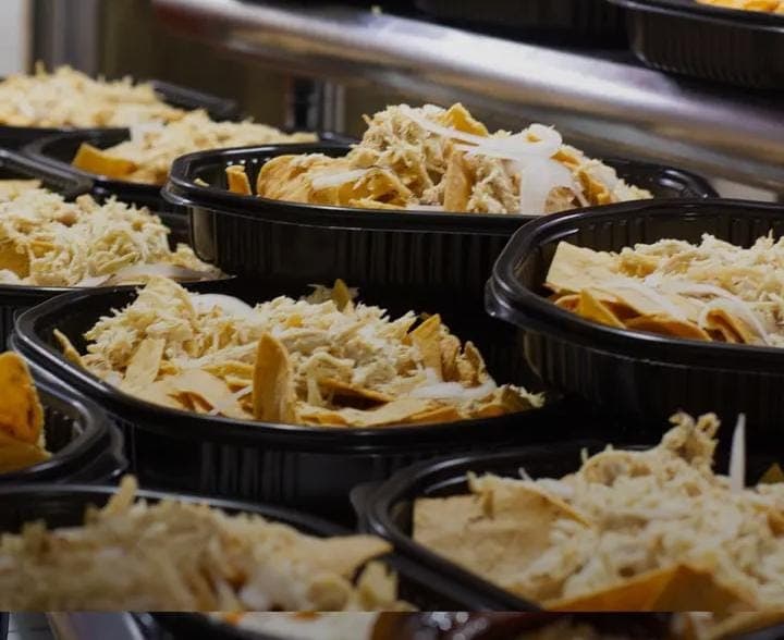 Orden De Chilaquiles Con Pollo