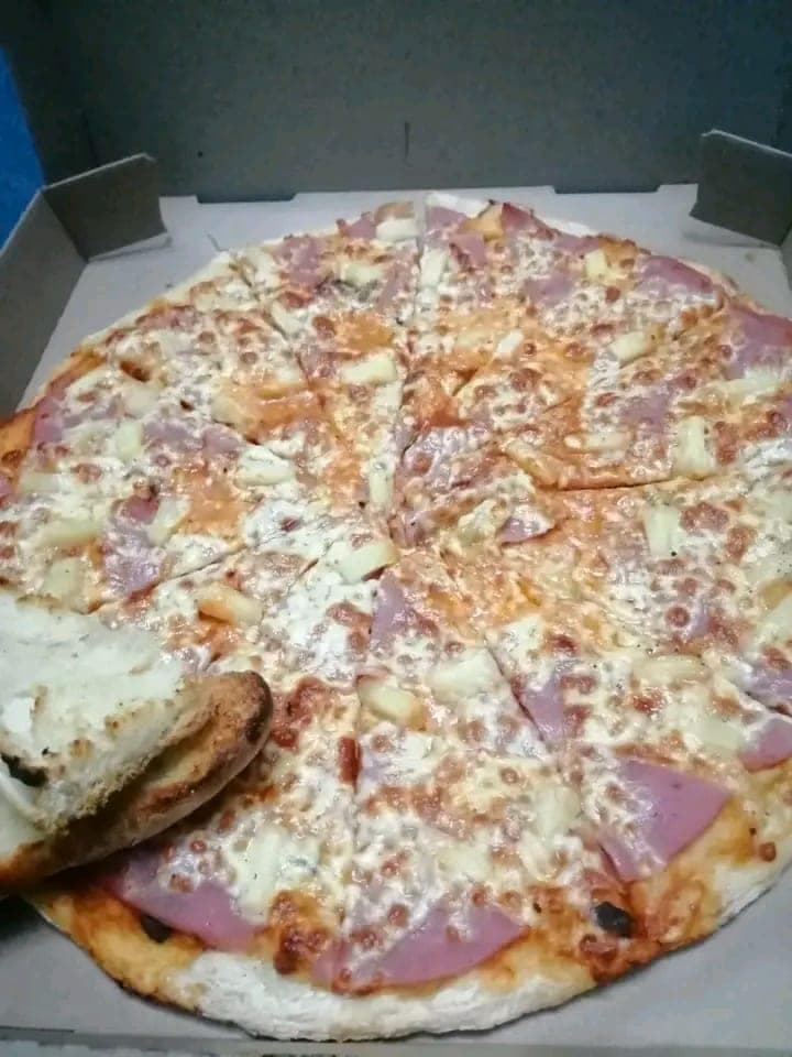 Pizza Hawaiana PM