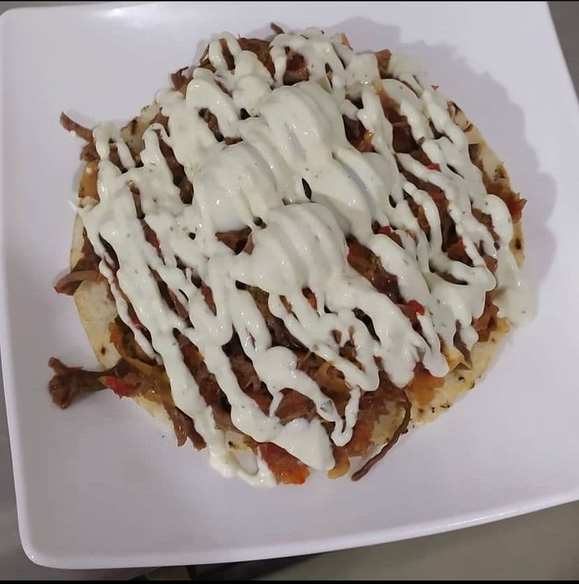AREPA CON DESMECHADA
