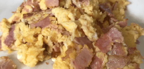 Huevos con tocino