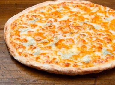 Pizza de Tres Quesos
