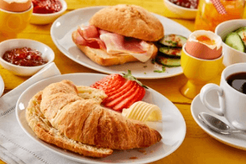 Croissant desayuno completo