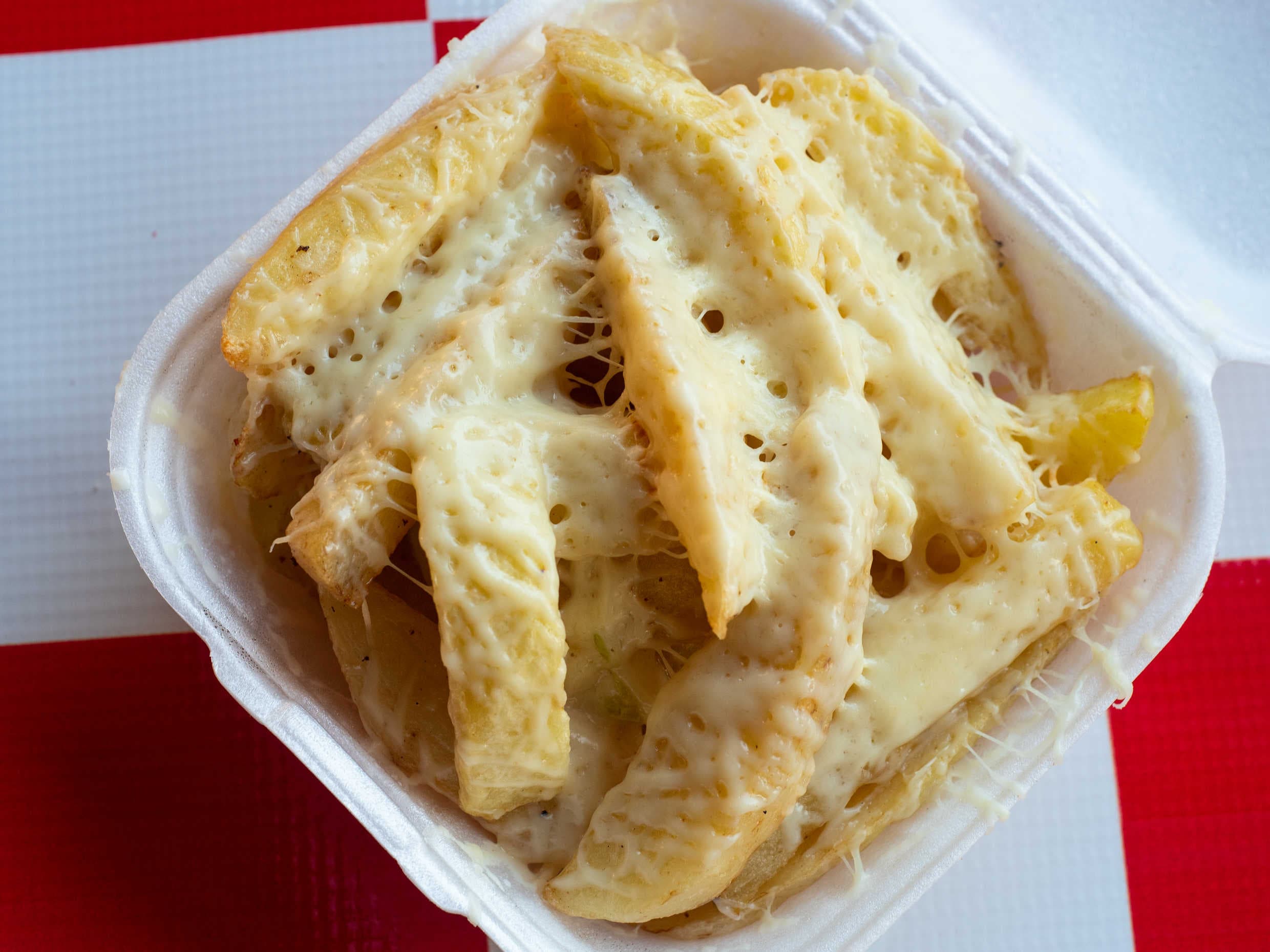 Orden de papas gratinados