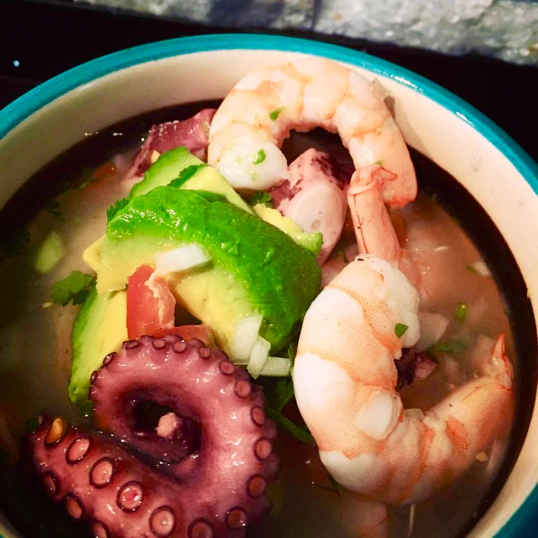 Sopa de Camarón y Pulpo Chico