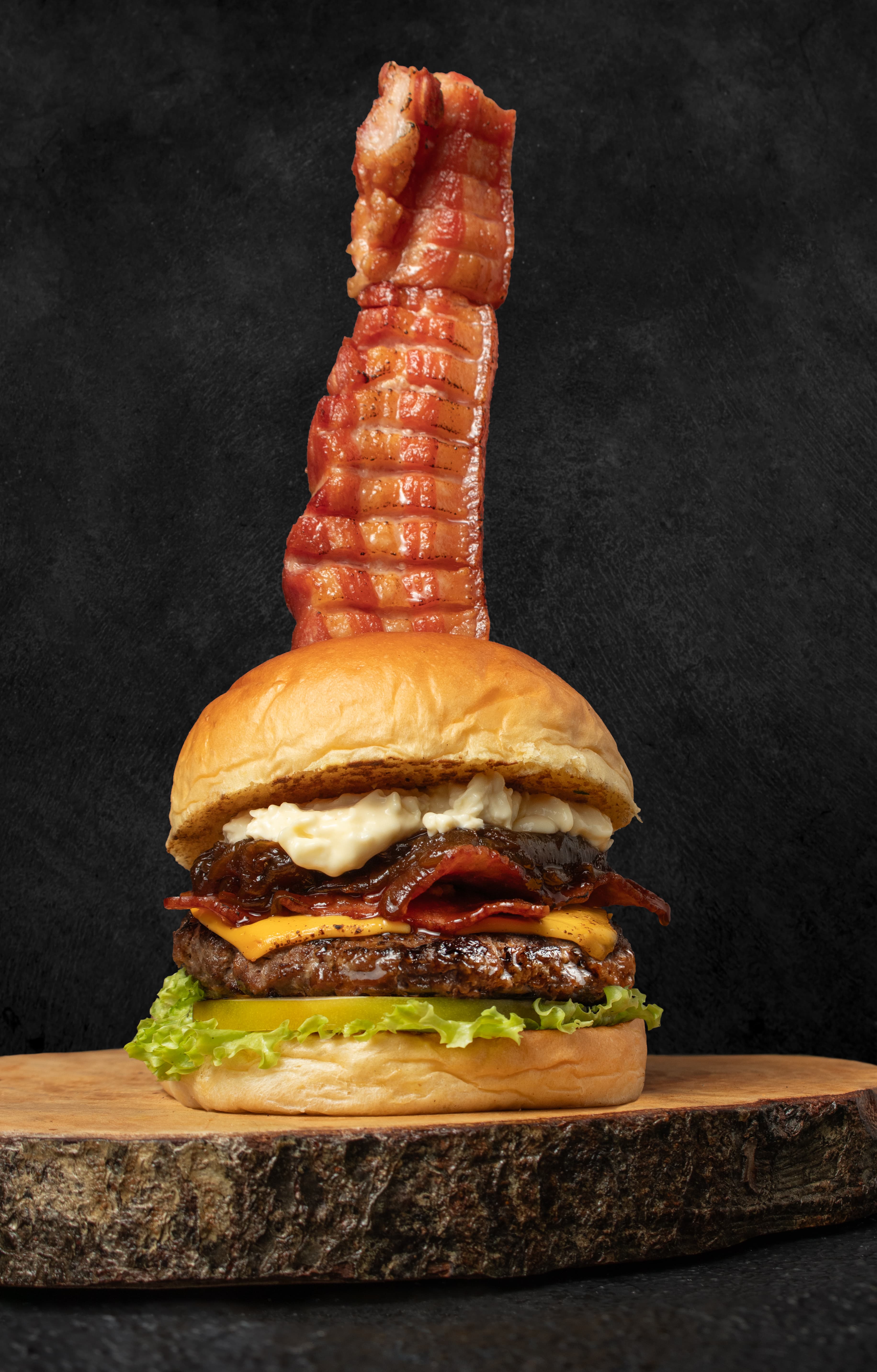 Hamburguesa Miami con Chicharrón