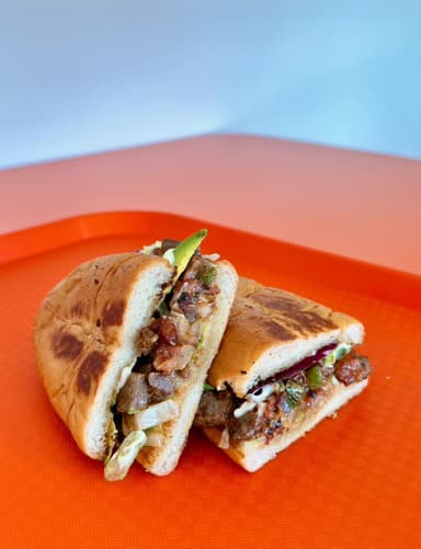 Torta de Alambre con Queso