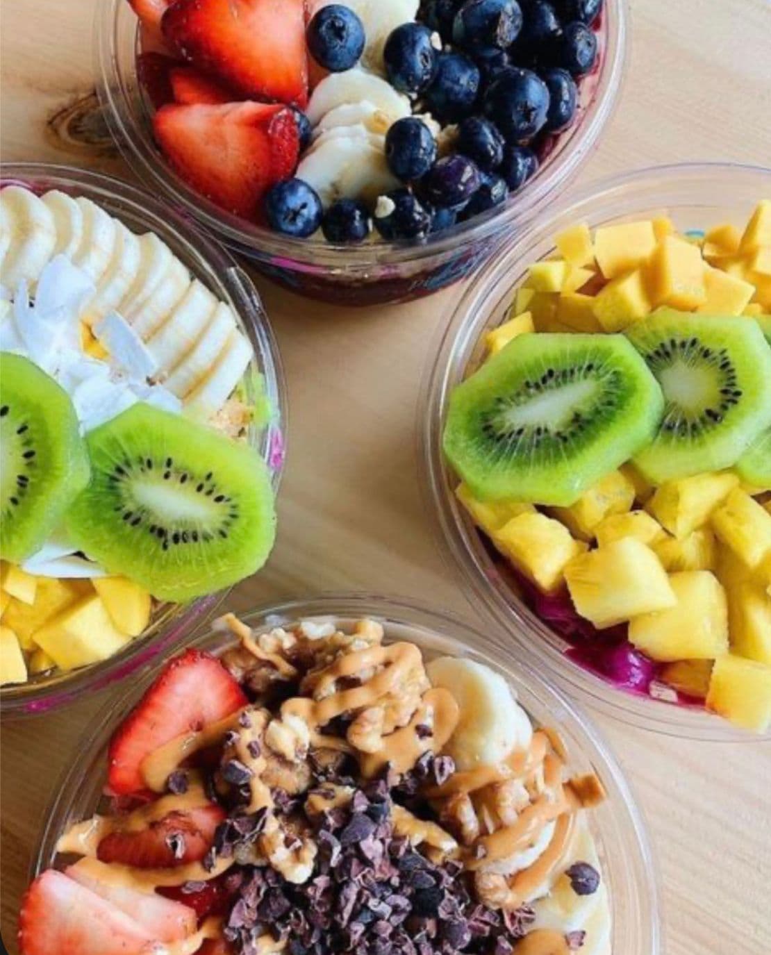 Smoothie bowl tropical