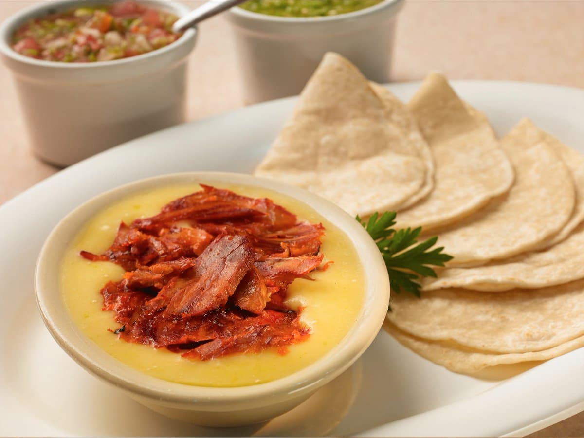 Queso Fundido con Carne