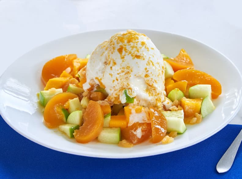 Ensalada de Frutas con Helado