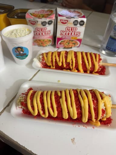 Elote empanizado Chetos Flaming