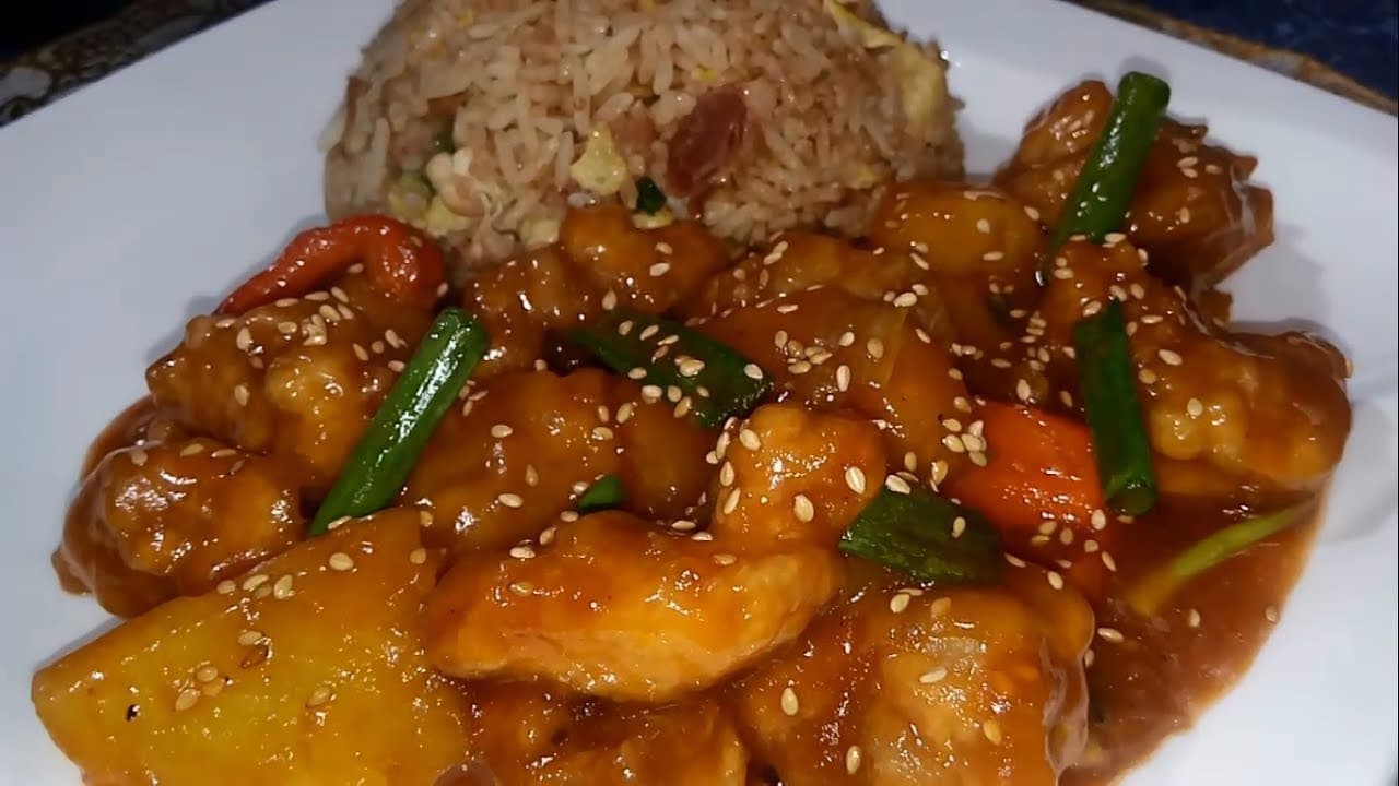 Menú Pollo con Piña y Chaufa