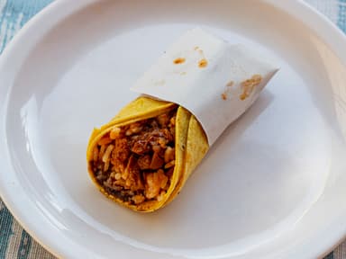 Taco de Bistec en Salsa Pasilla