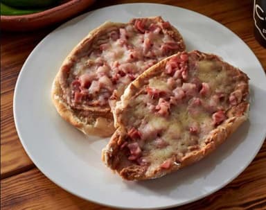 Combo - 2 Molletes con Jamón
