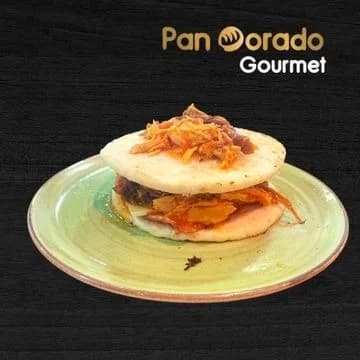 Arepa con Pollo