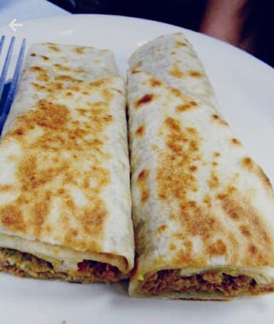 Burrito de Bistec con Morrón