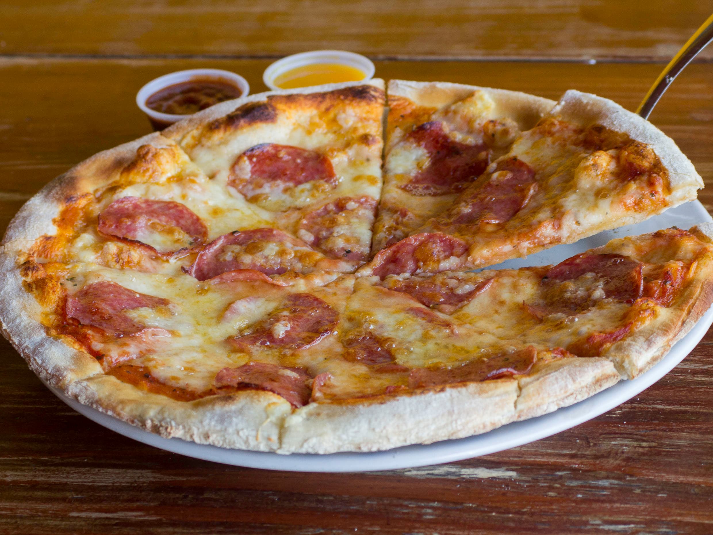 Combo Comparte el Momento Pizza de Peperoni