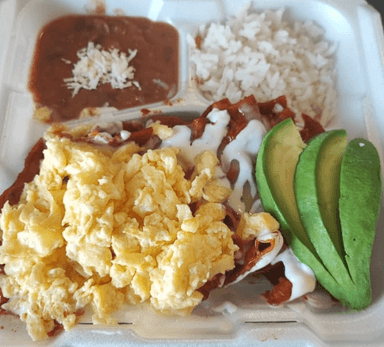 Chilaquiles con Huevo