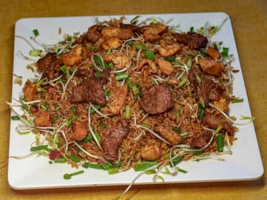 Arroz Chino con Pollo y Lomito Personal