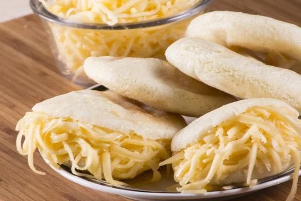 2x1 Arepa de Queso Costeño