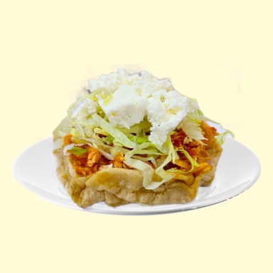 Sope de Tinga de Pollo