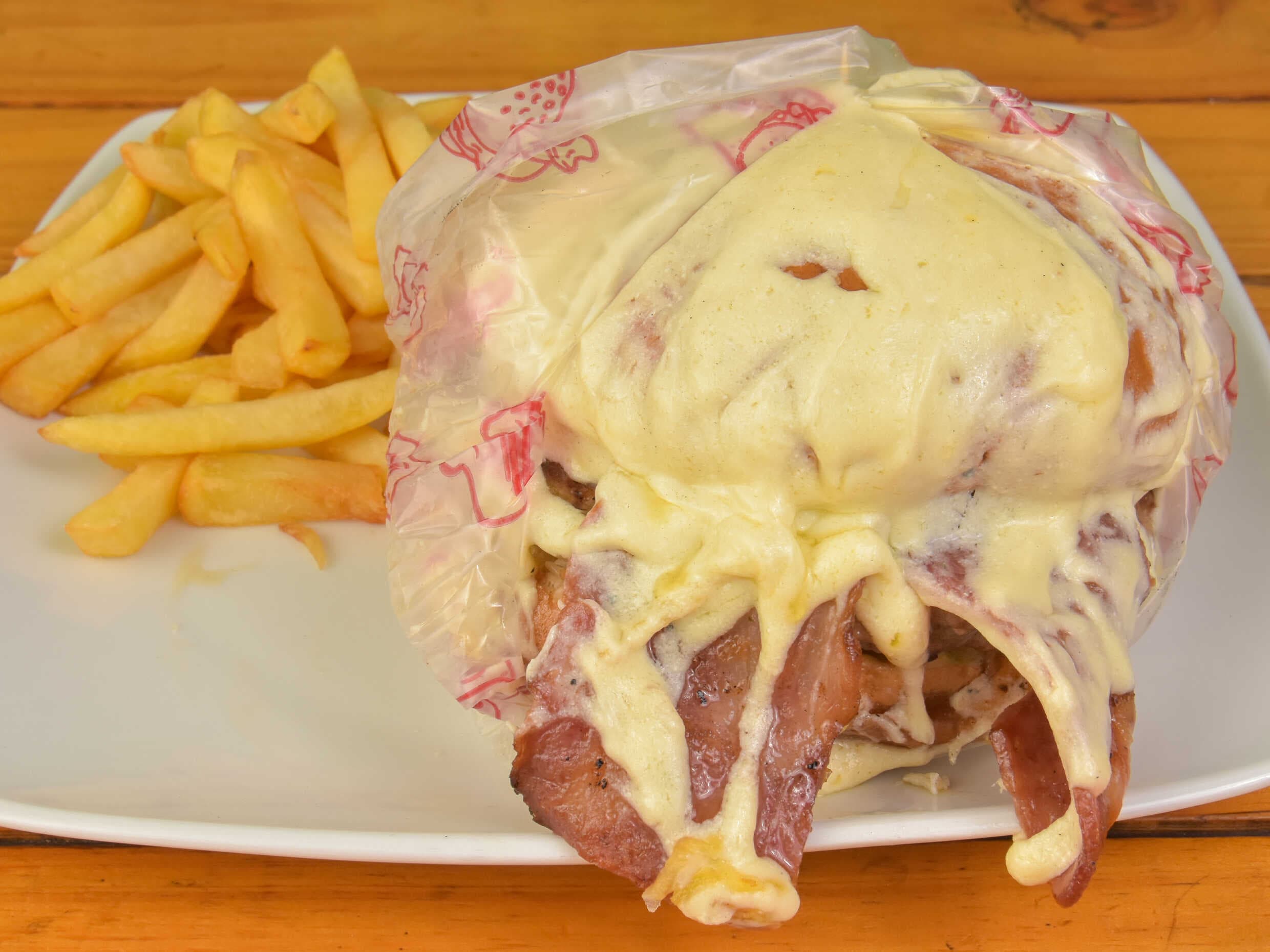 Hamburguesa Mi Tierra