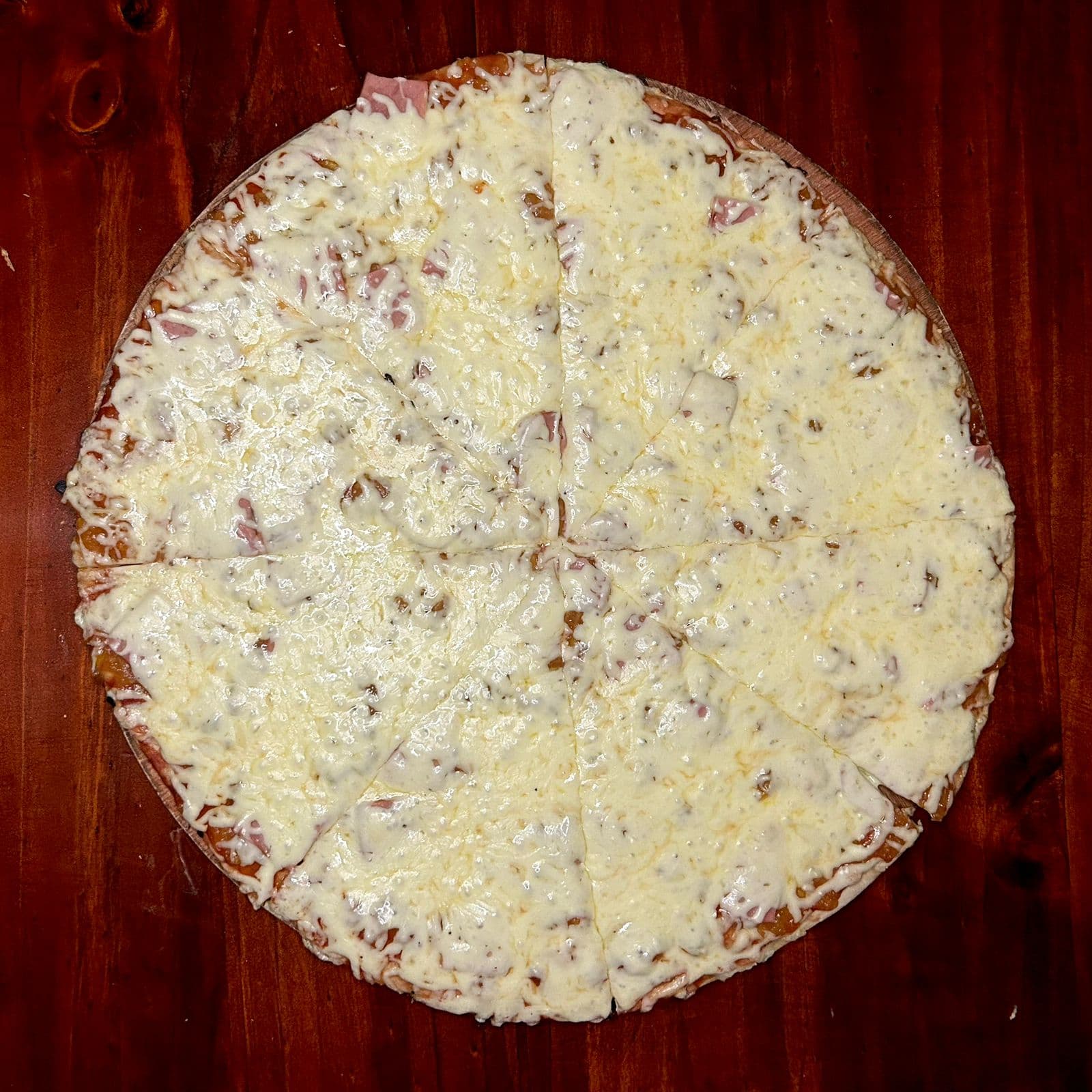 Deliciosa pizza grande