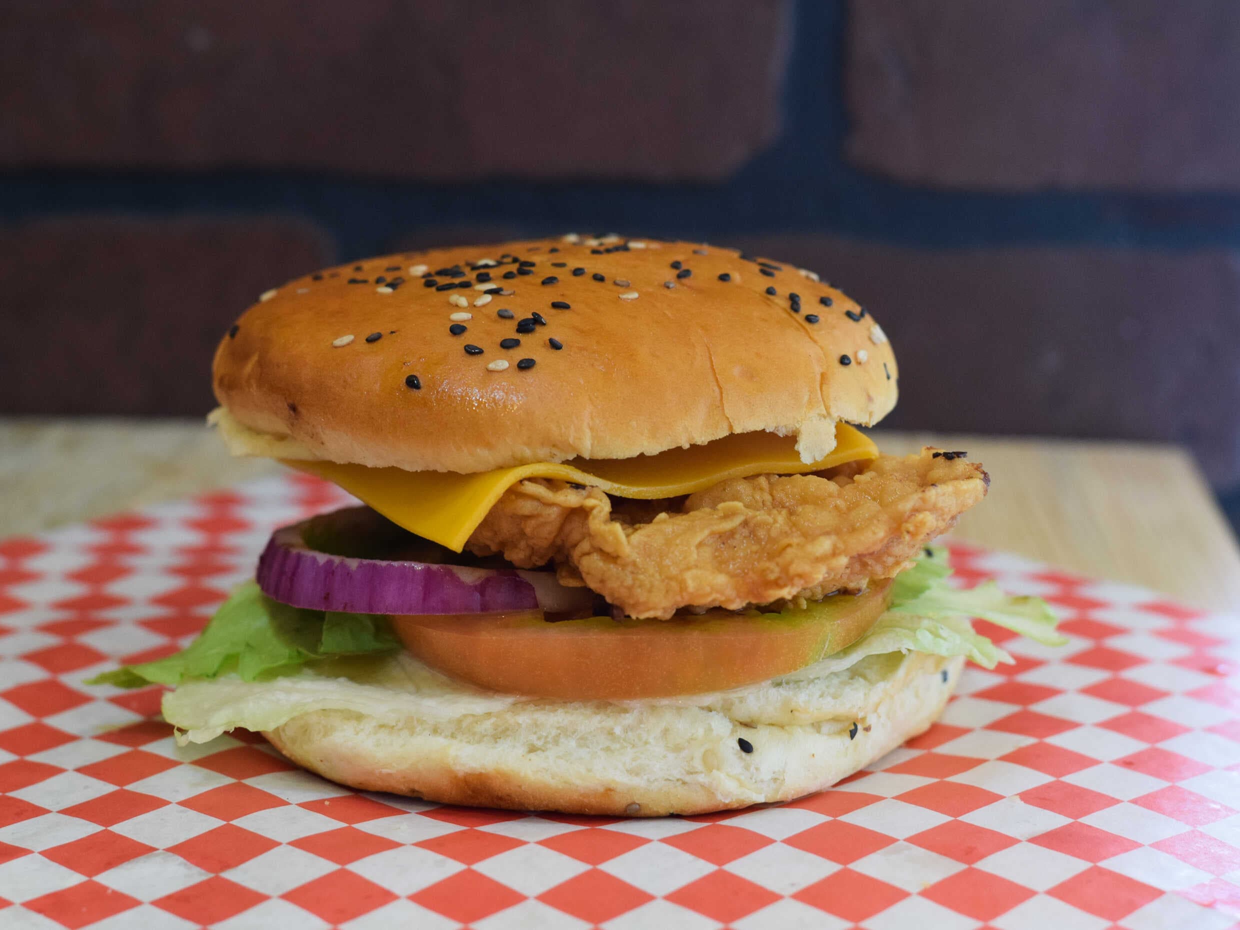 bufalo chikens  burgers