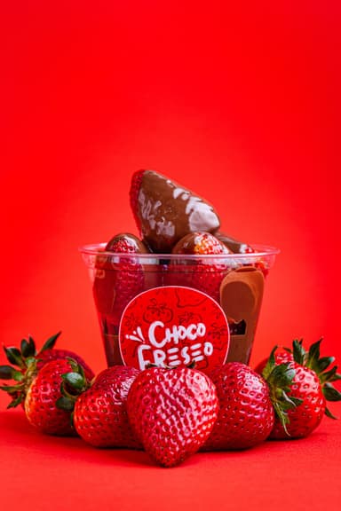 Fresas con Chocolate Milo y Oreo